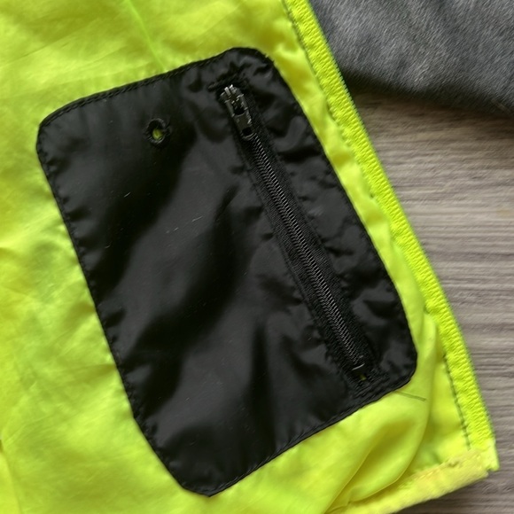 Nike Black and Gray with Neon Yellow Windbreaker Jacket Size 4T - Picture 8 of 9